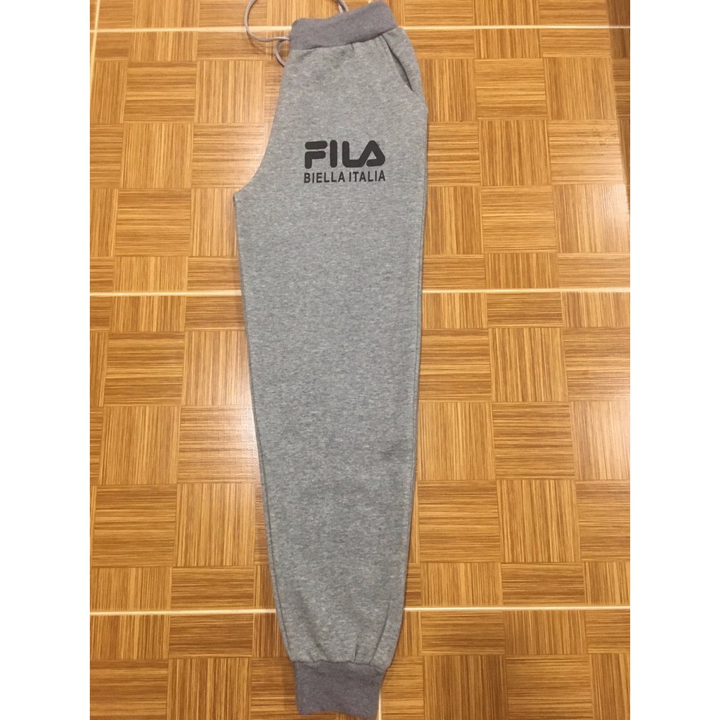 Quần thể thao nam nữ Fila kem hình thât | BigBuy360 - bigbuy360.vn