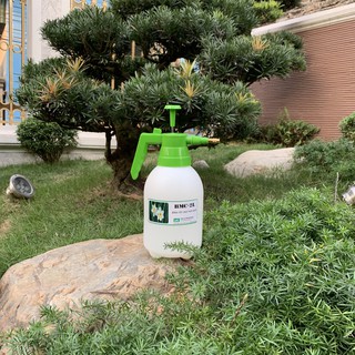 Bình xịt tưới cây BMC 2L