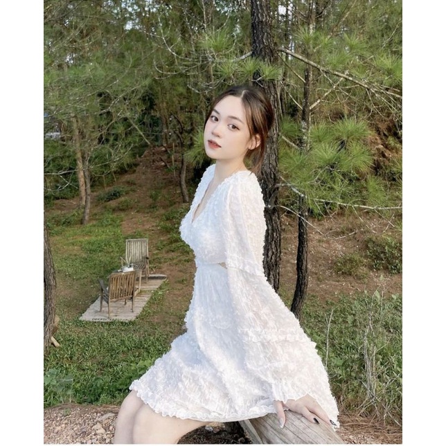 ĐẦM TRẮNG TAY DÀI CUT OUT LƯNG