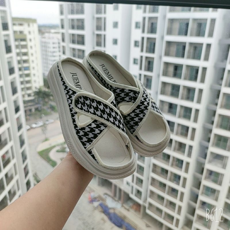 DÉP NỮ VẢI QUAI CHÉO SIÊU XINH- 2 MÀU ĐEN VÀ CARO