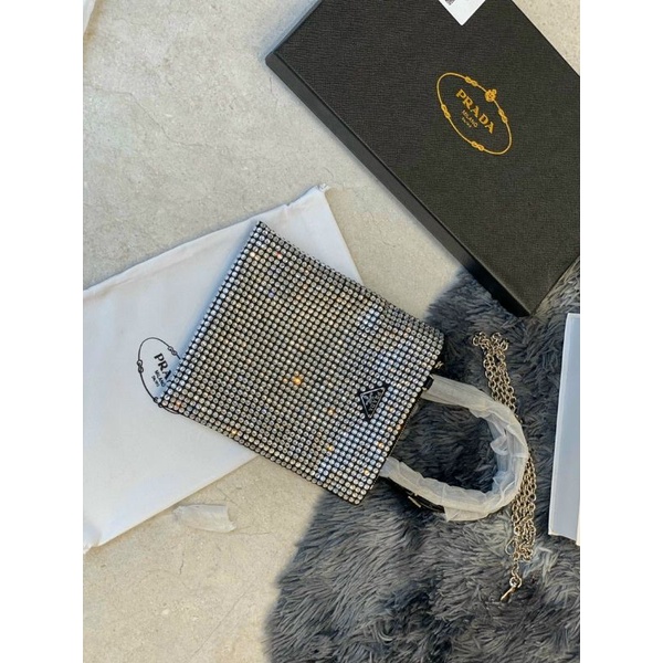 Túi xách nữ prada đính đá loại đẹp