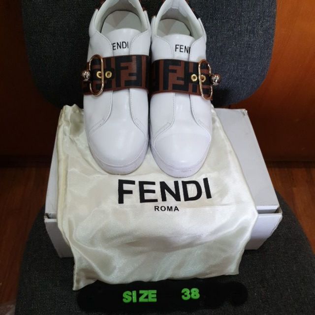 GIẦY Ý HIỆU FENDI size 38