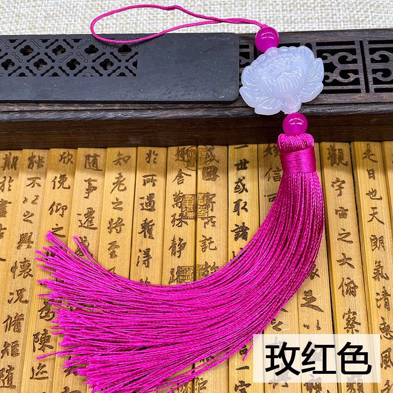 1 dây Tua rua ngọc bội hoa sen trang trí tết B23