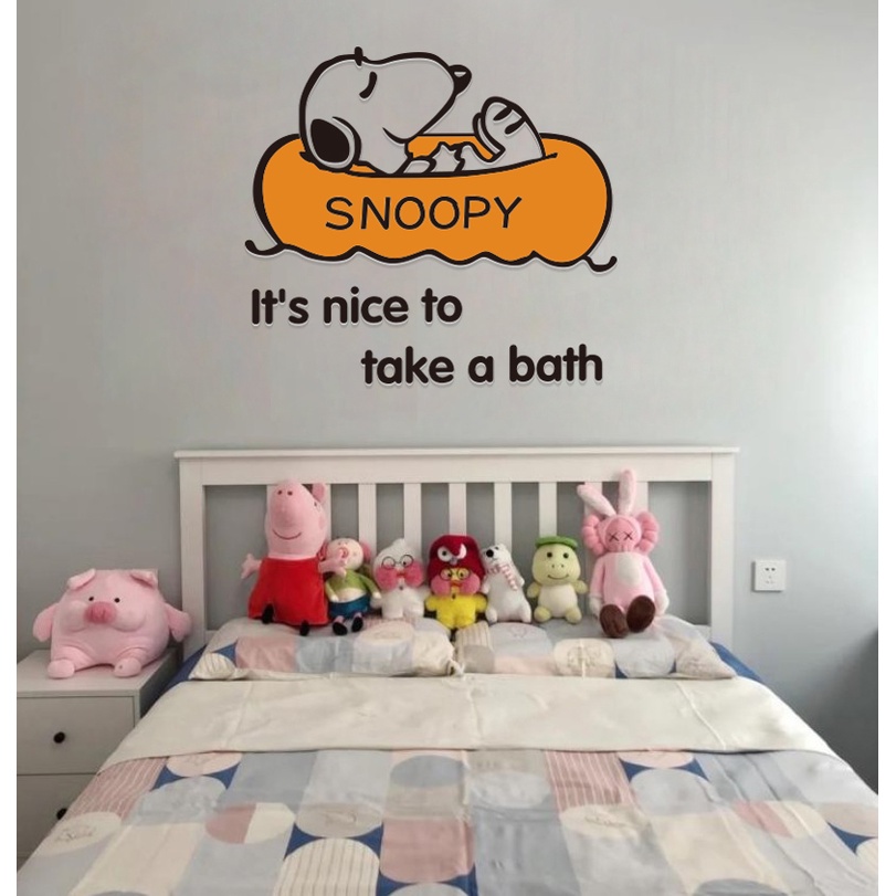 Tranh dán tường mica 3d decor SNOOPY đi bơi Trang trí phòng cho bé Nhiều Size - EPeBen