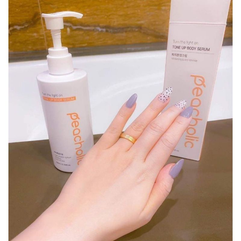 Kem body nâng tone dưỡng trắng Peacholic