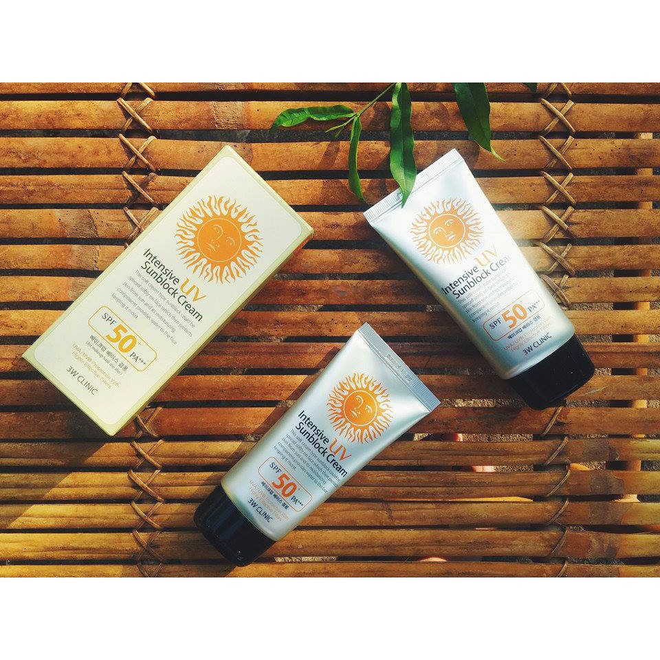 Kem chống nắng 3W CLINIC Intensive UV SPF 50 + Pa+++ 70 ml