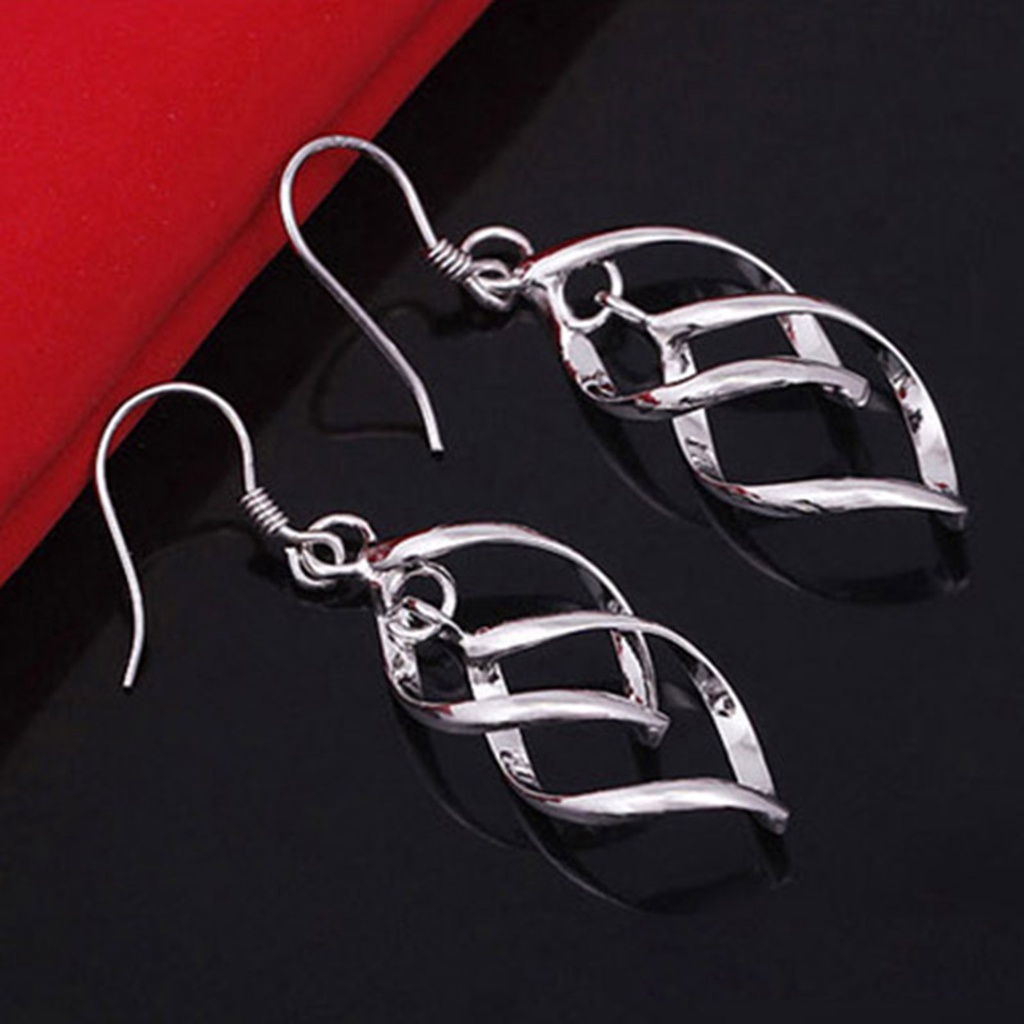 Khuyên tai dáng dài tạo hình độc đáo quyến rũ cho nữ