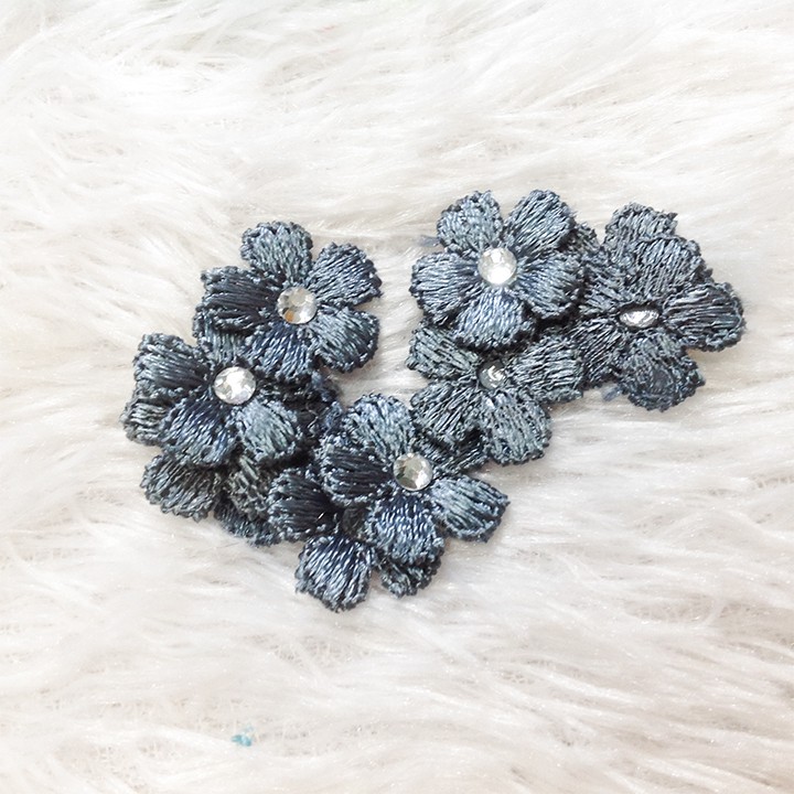 Set 5 Hoa thêu bông mai trang trí áo