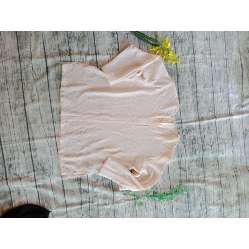 áo kiểu hàng hiệu đẹp và mới hoa văn đẹp 55-65kg vừa