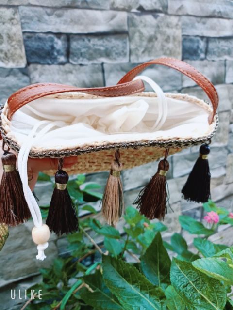 Túi cói thổ cẩm đi biển phong cách boho