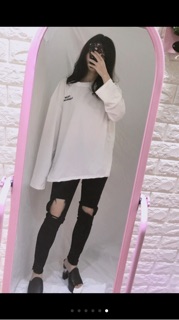 Quần bò rách sẵn sz S