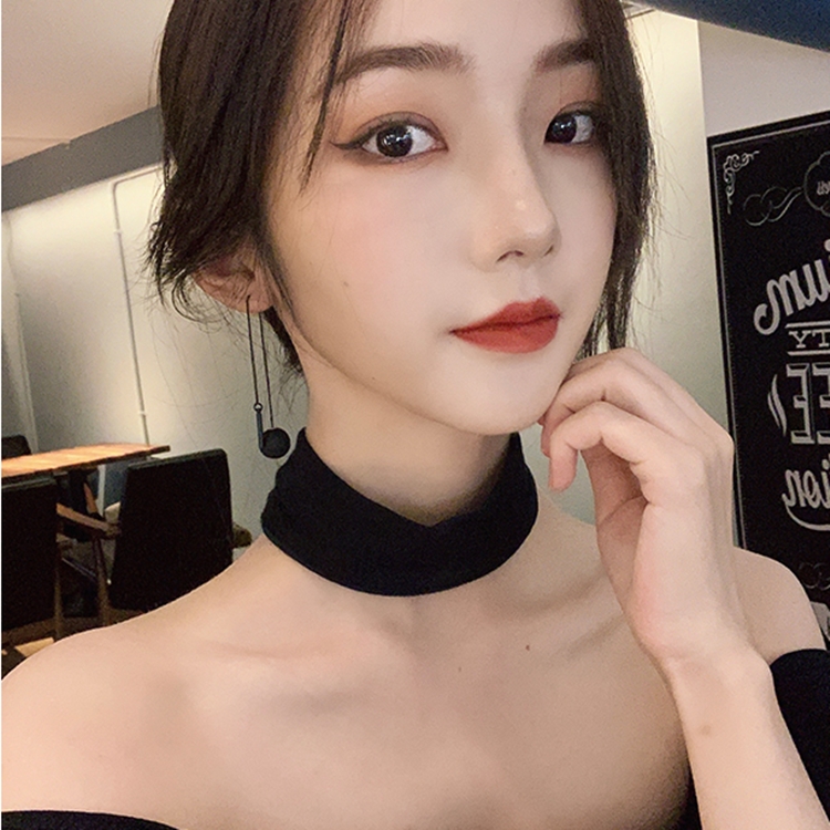 Khuyên Tai Nữ Hình Tròn Tua Rua Màu Đen Phong Cách Vintage Hàn Quốc
