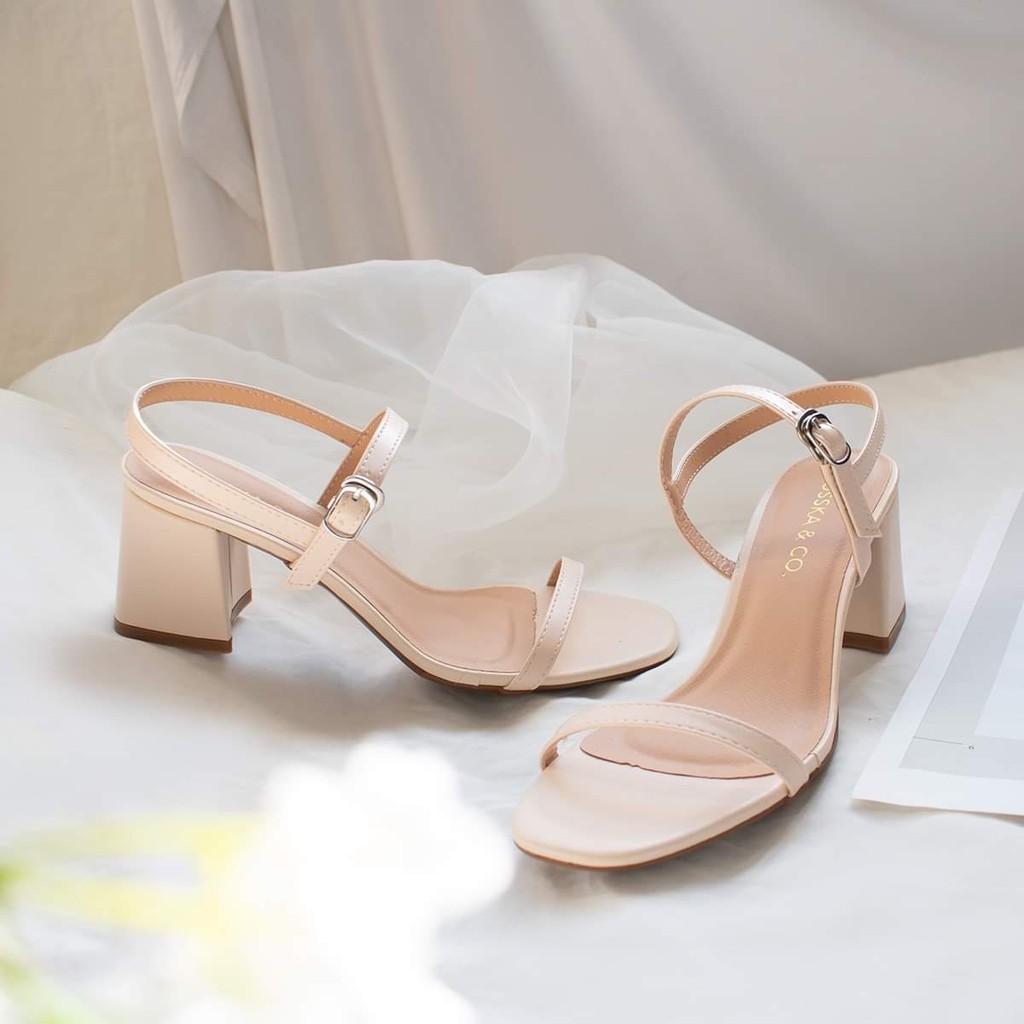 GIÀY SANDAL CAO GÓT 5CM QUAI NGANG ĐẾ VUÔNG 5P 3 MÀU ĐEN KEM TRẮNG