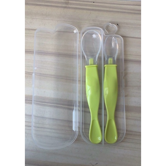 Hộp 2 thìa silicon cho bé
