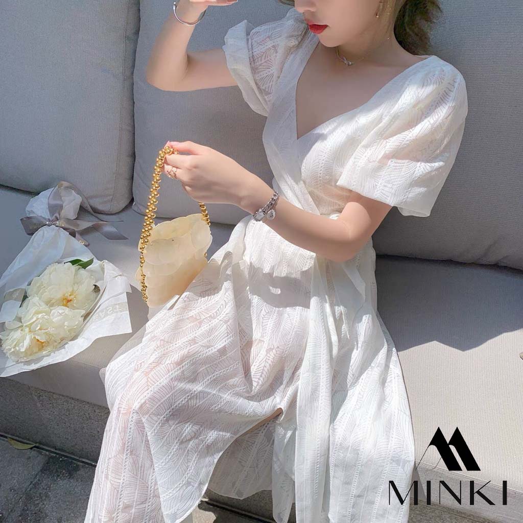 🌸 ĐẦM TRẮNG HỒNG HOẠ TIẾT CHIẾC LÁ - CHẤT LIỆU CAO CẤP - MÀU TRẮNG / HỒNG | BigBuy360 - bigbuy360.vn