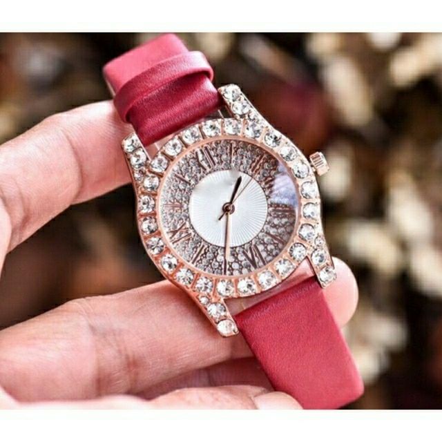 Đồng Hồ Nữ Elly Viền Đá Hàng Chuẩn