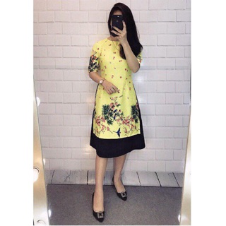 Áo dài gấm cách tân