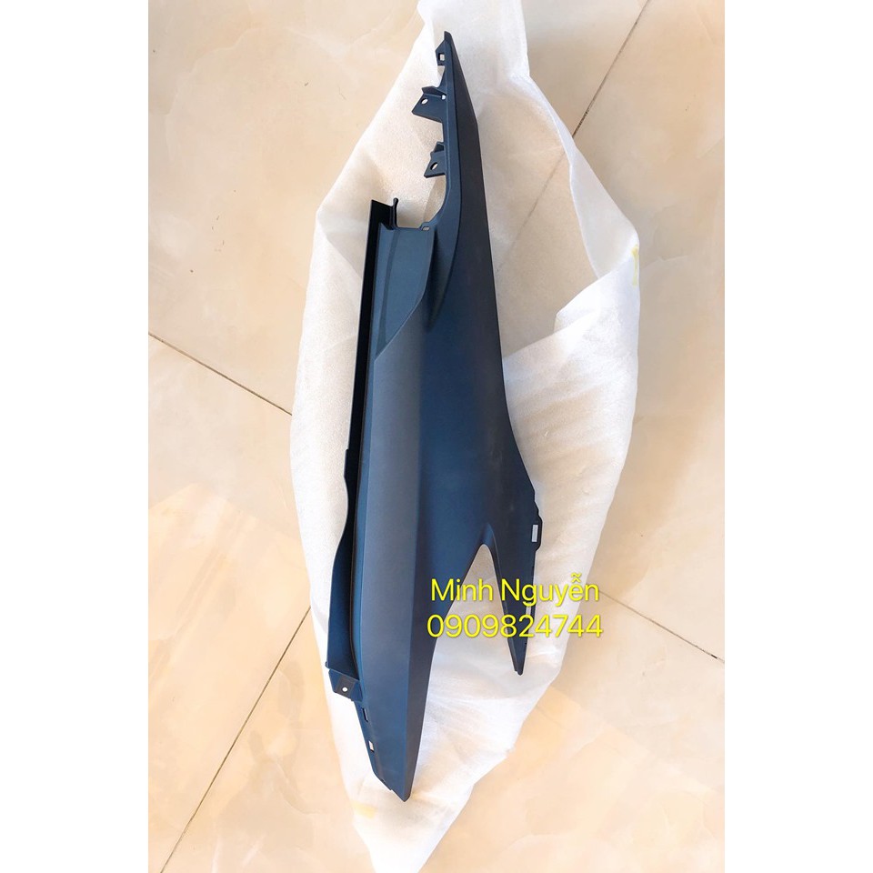 ỐP sườn sau vario đời mới 2018 2019 2020 chính hãng honda