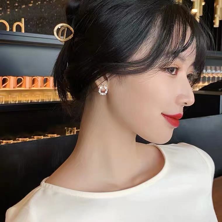 Đôi Bông Tai Ngọc Trai Thời Trang Cho Nữ