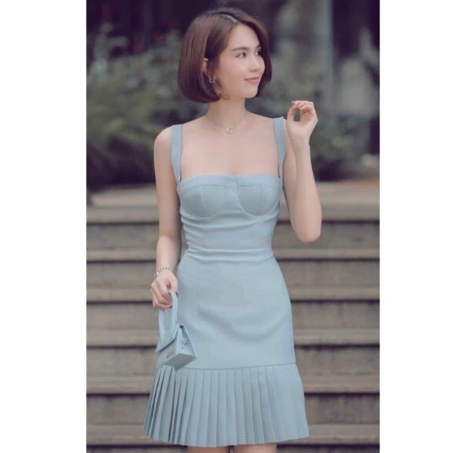 Đầm thiết kế Ngọc Trinh