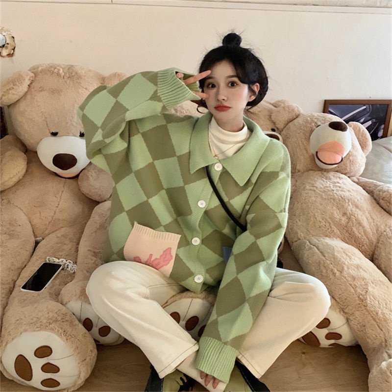 Áo khoác cardigan tay dài dáng rộng họa tiết hình thoi bắt mắt