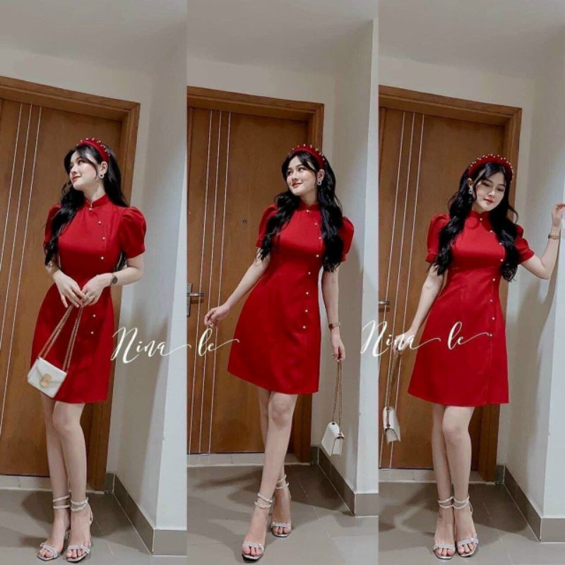 ĐẦＭ ĐỎ CỔ TÀU NÚT LỆCH