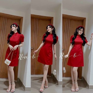 ĐẦＭ ĐỎ CỔ TÀU NÚT LỆCH