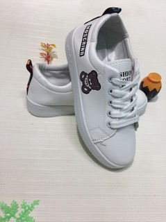 🌸🌸🍀GIẦY MOSCHINO  ( 140.000đ )