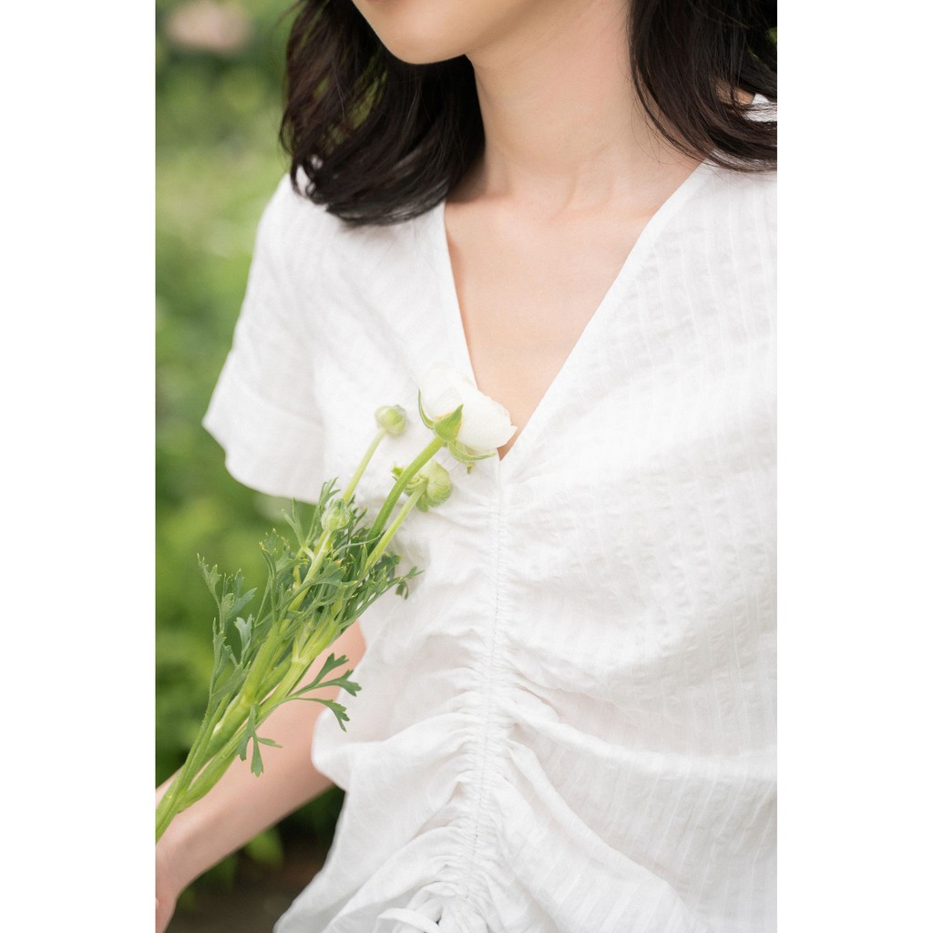 Sơ mi ngắn tay nữ MADELEN vạt rút nhún lệch chất vải đẹp thoáng mát