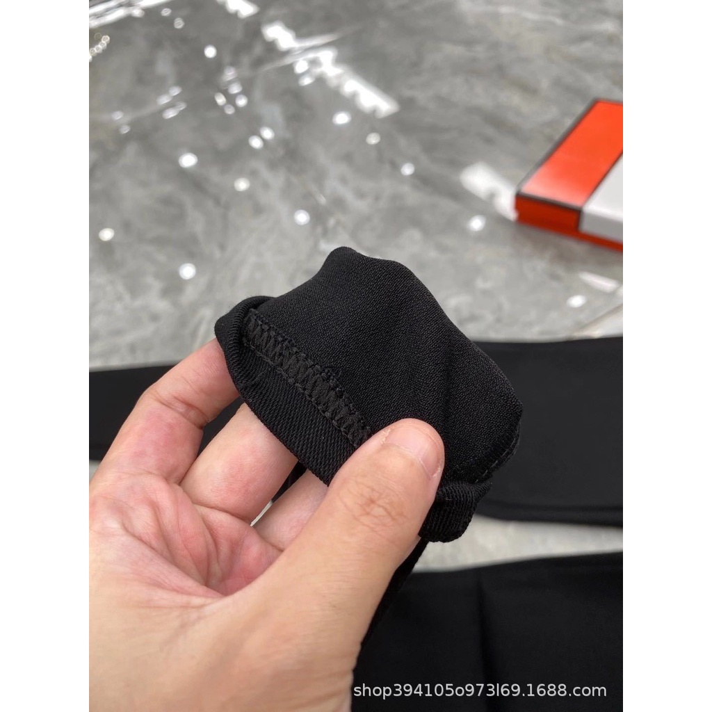 Quần legging dài nữ cạp cao gen bụng có khóa vải Umi Hàn bigsize 40 - 75kg ( Dài HM )