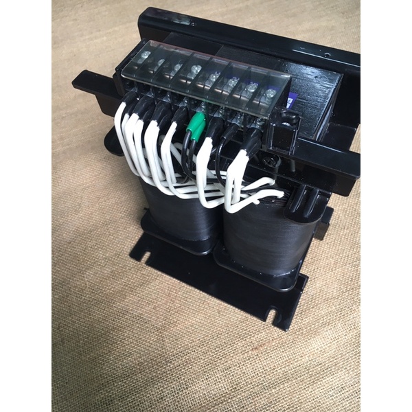 Biến áp cách ly NUNOME-2KVA