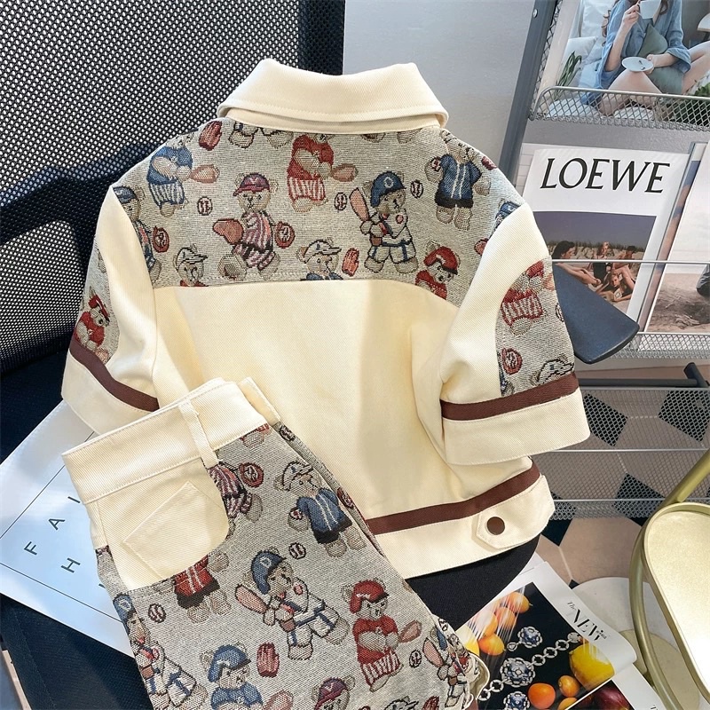 Set kaki áo croptop quần đùi phối hoạ tiết gấu