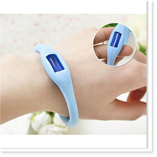 Vòng tay tinh dầu đuổi muỗi bảo vệ an toàn sức khỏe cho bé