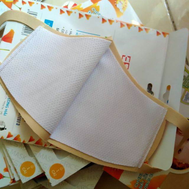 Khẩu trang cao câp ERICS MASK vải kháng khuẩn 2 lớp | BigBuy360 - bigbuy360.vn