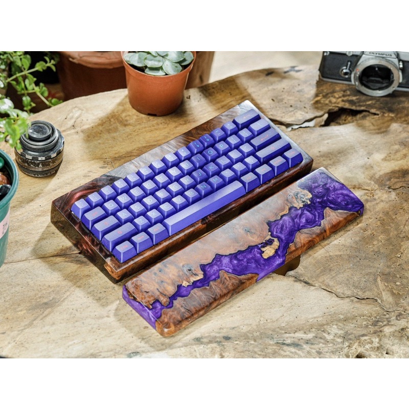 Vỏ bàn phím + kê tay theo bộ.Case keyboard + Wrist Rest