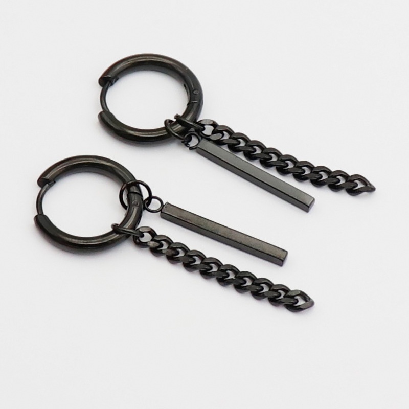 Khuyên hip hop màu đen dành cho tai có lỗ bấm