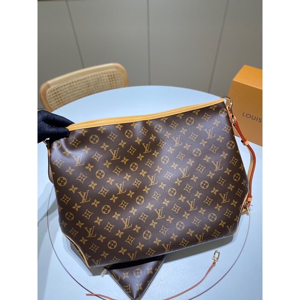 Túi xách/đeo vai, túi đeo chéo nữ da thật cao cấp Louis Vuitton LV size lớn