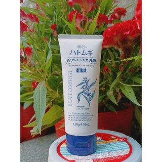 Sữa rửa mặt Hatomugi làm trắng và se khít lỗ chân lông 130g