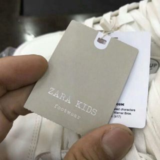 Giày zara