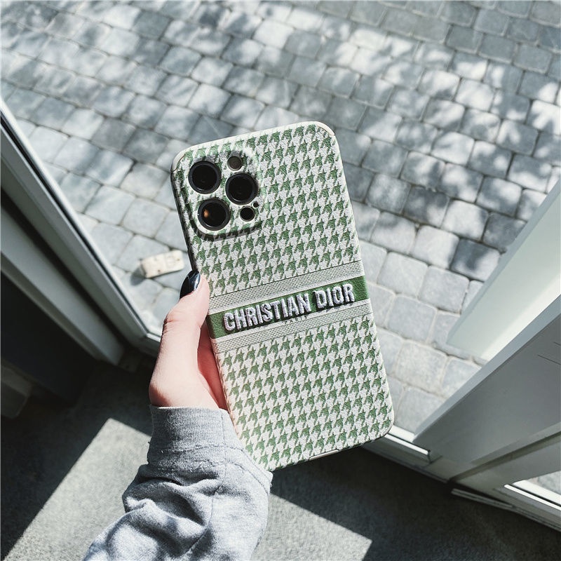 Sẵn sàng! Dior! Ốp Điện Thoại TPU Mềm Thêu Hình Dễ Thương Cho iPhone 12/12Pro 12 11 Pro Max iPhone 7/8 Pro X XR XS