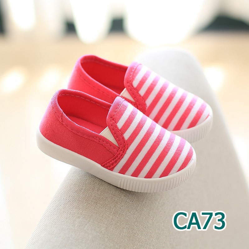 GIÀY LƯỜI TRẺ EM GIÀY SLIP ON SỌC CUTE CHO CẢ BÉ TRAI VÀ BÉ GÁI