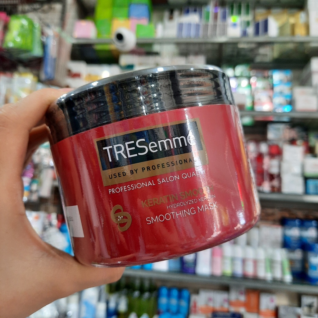 Kem Ủ Tóc TRESEMMÉ KERATIN SMOOTH Chuyên Dụng Cho Salon Hũ 500g