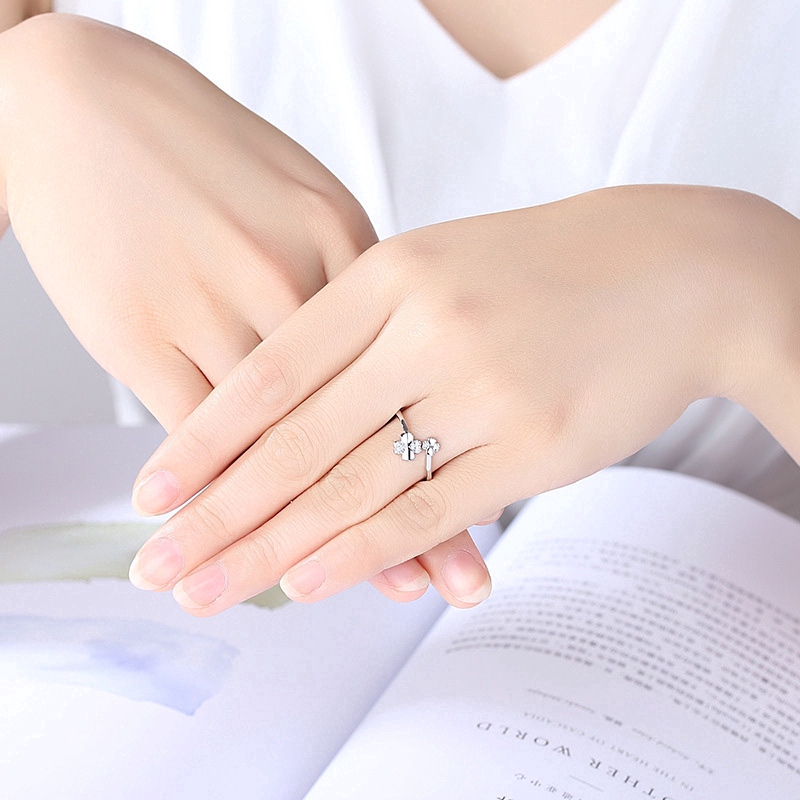 Exquisite  Cỏ Ba Lá Tim Ngón Tay Nhẫn Clover Heart Opening Finger Ring Women Jewelry
