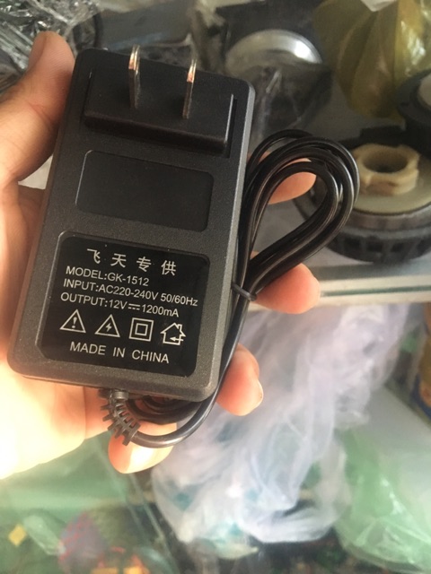 Củ sạc xe ôtô điện 12v | BigBuy360 - bigbuy360.vn