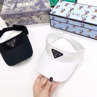 Mũ prada nửa đầu