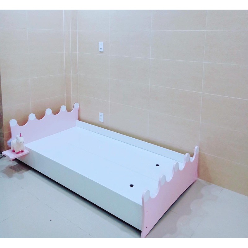[Ảnh thật] Giường gỗ bé gái 1m9 vương miện hồng #giuongngutreem
