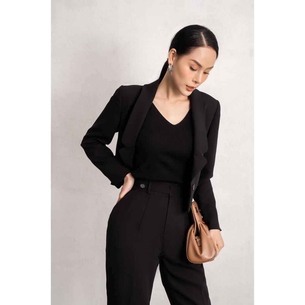 Áo vest nữ công sở dáng ngắn Eva de Eva 22SOTE009D