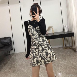 Bộ Áo Thun Dài Tay + Đầm Yếm Xinh Xắn Dành Cho Nữ