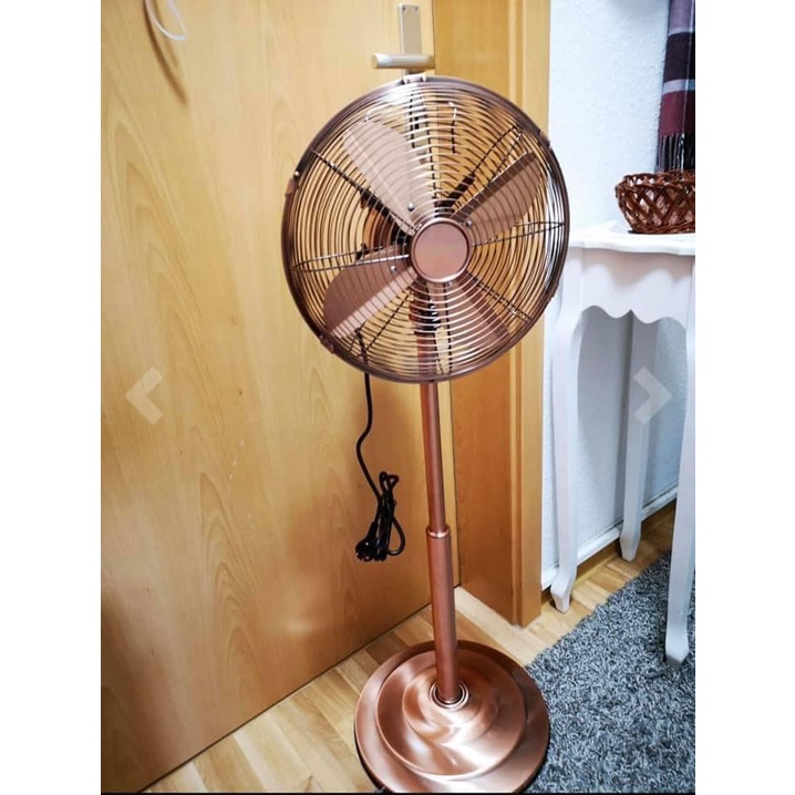 Quạt cây Brandson size 30cm màu vàng đồng