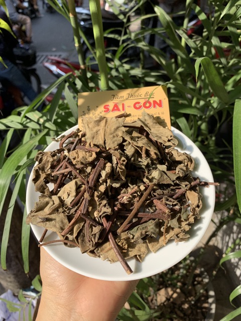 Cây Hà Thủ Ô 1kg